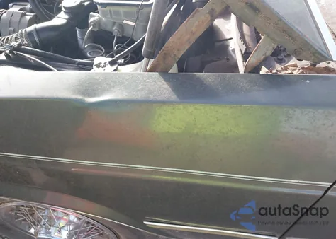 1985 Buick Lesabre Limited z USA, uszkodzony, nr VIN 1G4BP69Y3FX423652